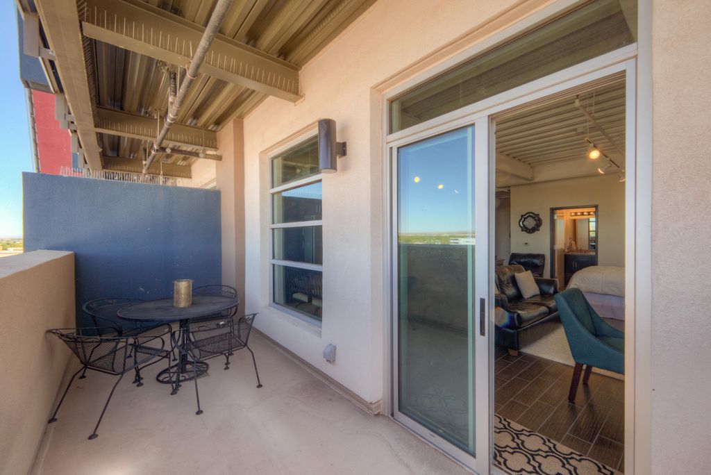 Image 18 of property listing at 524 Central Avenue SW UNIT 607, Albuquerque, NM 87102