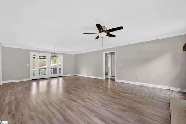 108 Crowndale Drive, Taylors, SC 29687