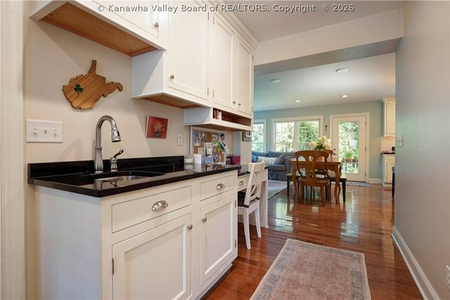 1500 Loudon Heights Road, Charleston, WV 25314