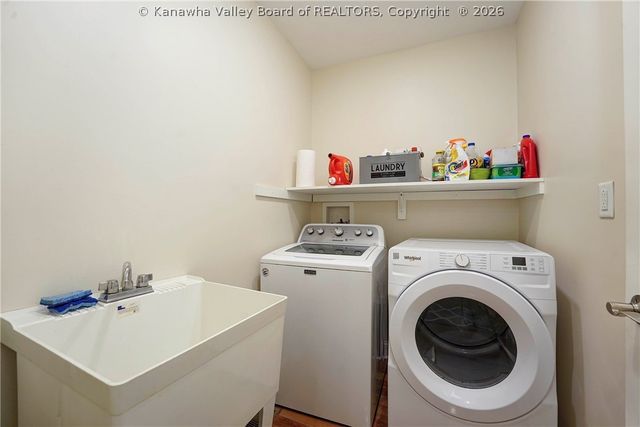 1500 Loudon Heights Road, Charleston, WV 25314