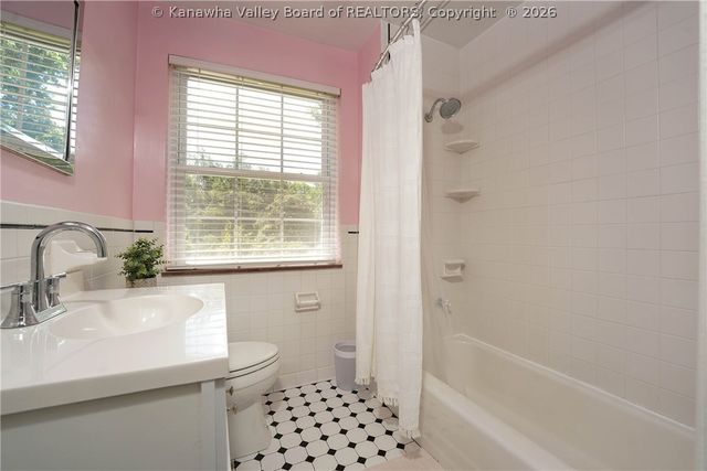 1500 Loudon Heights Road, Charleston, WV 25314