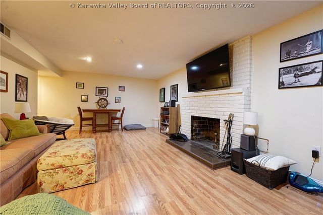1500 Loudon Heights Road, Charleston, WV 25314