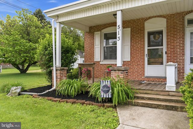 513 S 3RD ST, Lemoyne, PA 17043