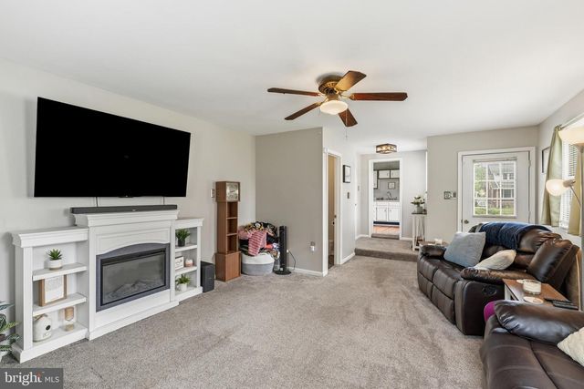 513 S 3RD ST, Lemoyne, PA 17043
