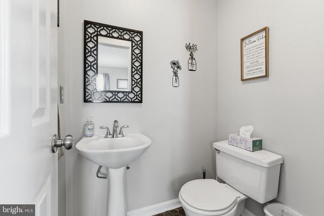 513 S 3RD ST, Lemoyne, PA 17043