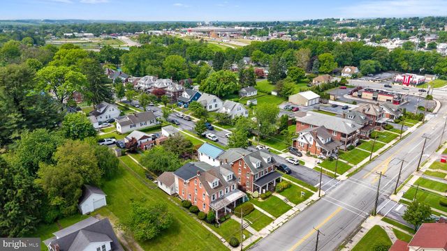 513 S 3RD ST, Lemoyne, PA 17043
