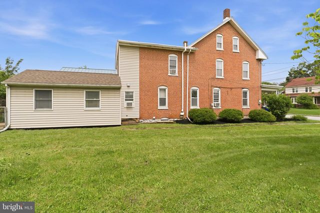 513 S 3RD ST, Lemoyne, PA 17043