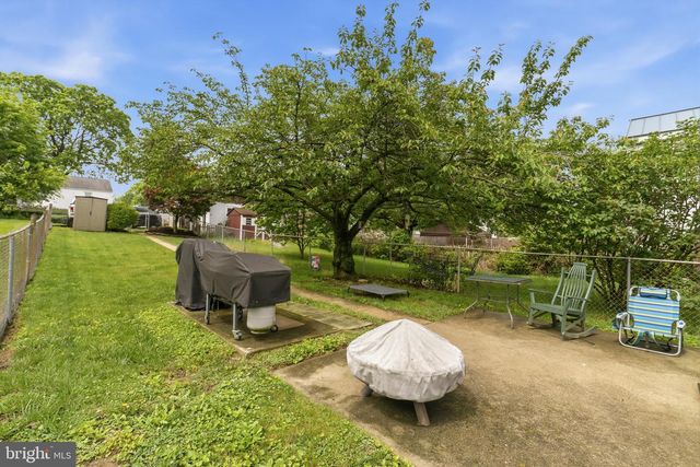 513 S 3RD ST, Lemoyne, PA 17043