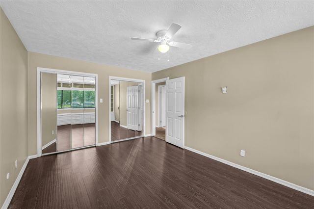 2202 Erin Glen Court, Deer Park, TX 77536