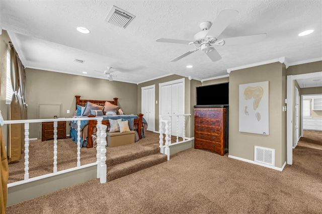 2202 Erin Glen Court, Deer Park, TX 77536