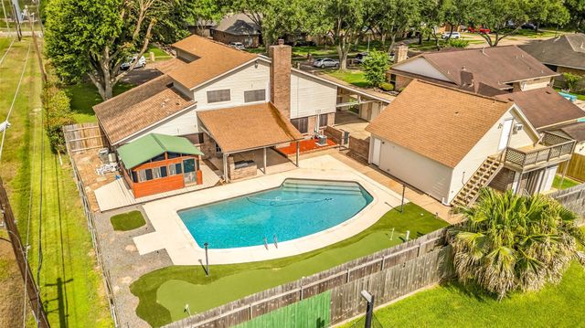 2202 Erin Glen Court, Deer Park, TX 77536