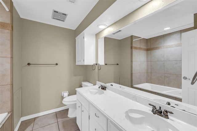 2202 Erin Glen Court, Deer Park, TX 77536