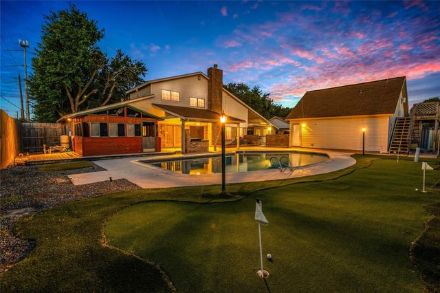 2202 Erin Glen Court, Deer Park, TX 77536