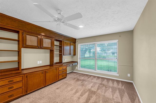 2202 Erin Glen Court, Deer Park, TX 77536