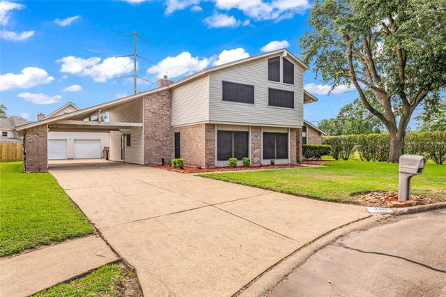 2202 Erin Glen Court, Deer Park, TX 77536