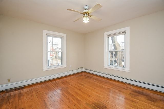 13 Ash St, Quincy, MA 02171