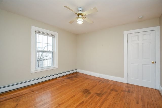 13 Ash St, Quincy, MA 02171