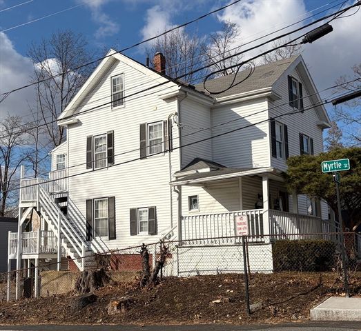 13 Ash St, Quincy, MA 02171