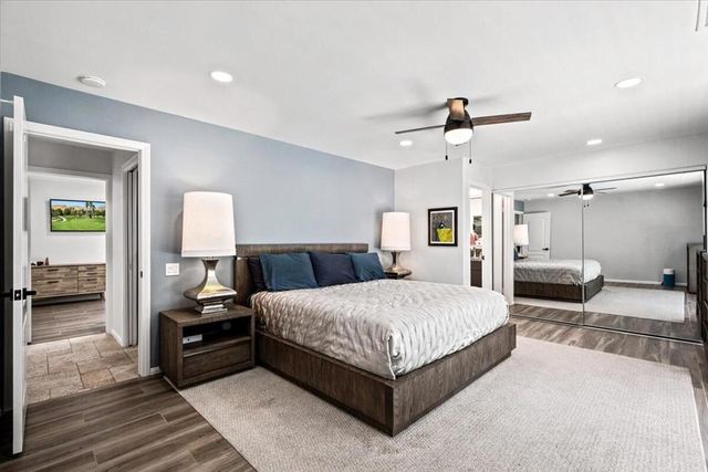 1127 N Calle Marcus, Palm Springs, CA 92262