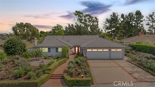 27002 Rocking Horse, Laguna Hills, CA 92653