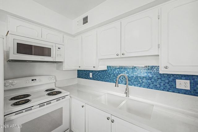 8221 E GARFIELD Street L119, Scottsdale, AZ 85257