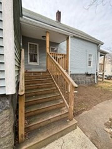 27 Sixth Ave, Quincy, MA 02169