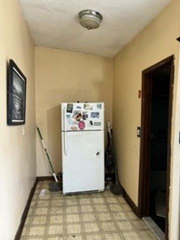 27 Sixth Ave, Quincy, MA 02169