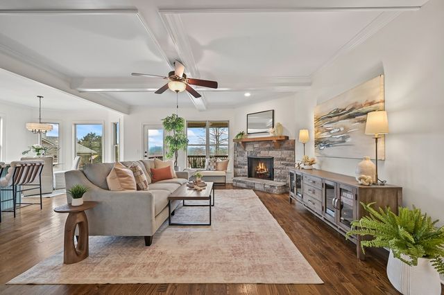 594 Butternut Trl, Mount Juliet, TN 37122