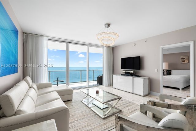 3951 S Ocean Dr 1002, Hollywood, FL 33019