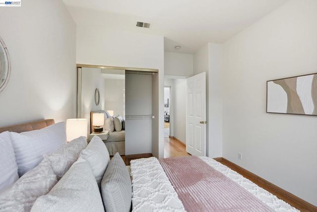 15518 Harbor Way, San Leandro, CA 94579