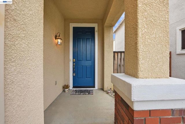 15518 Harbor Way, San Leandro, CA 94579