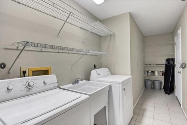 4753 RINGWOOD MEADOW, Sarasota, FL 34235