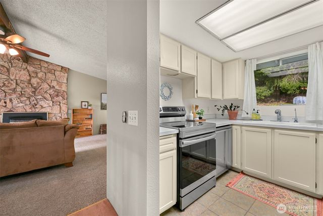 2962 Haynie Road, Custer, WA 98240