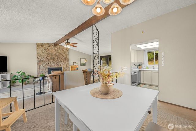 2962 Haynie Road, Custer, WA 98240