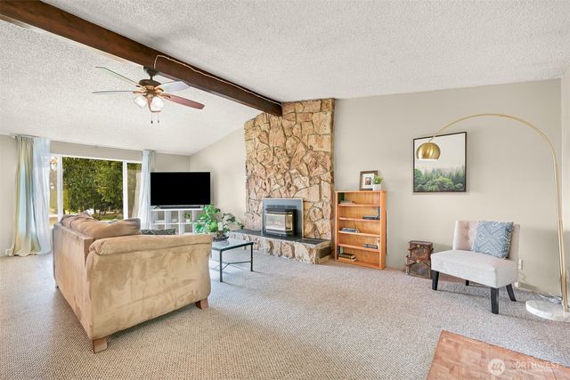 2962 Haynie Road, Custer, WA 98240