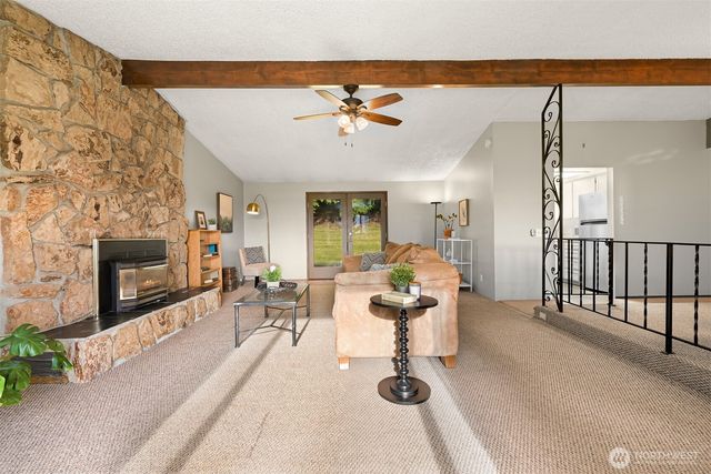 2962 Haynie Road, Custer, WA 98240