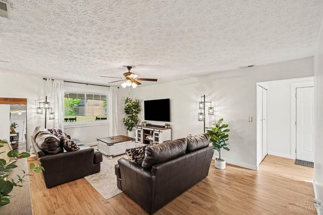 260 Sinclair Court, Loveland, OH 45140