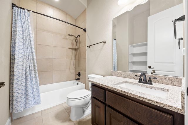 900 Hawthorne LOOP, Driftwood, TX 78619