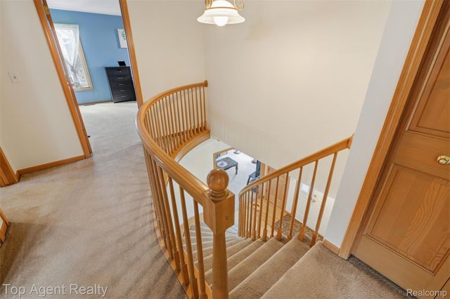 52825 Seven Oaks Drive, Shelby Charter Township, MI 48316