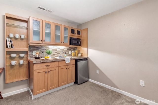9721 72nd Avenue NW, Gig Harbor, WA 98332