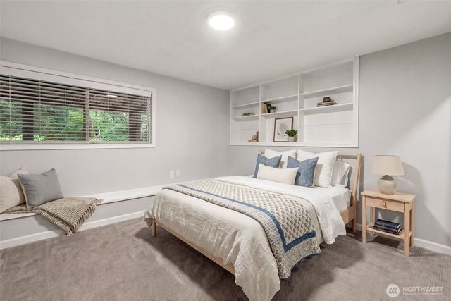 9721 72nd Avenue NW, Gig Harbor, WA 98332