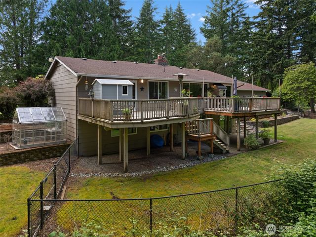 9721 72nd Avenue NW, Gig Harbor, WA 98332