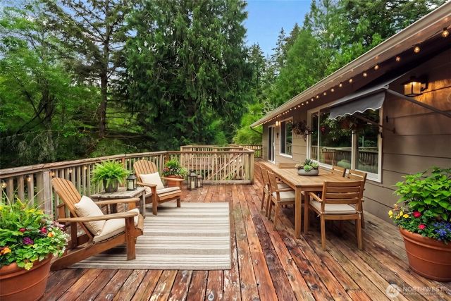 9721 72nd Avenue NW, Gig Harbor, WA 98332