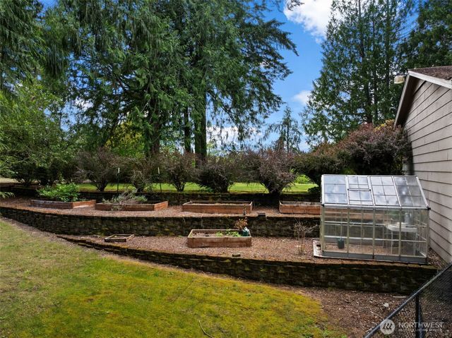 9721 72nd Avenue NW, Gig Harbor, WA 98332