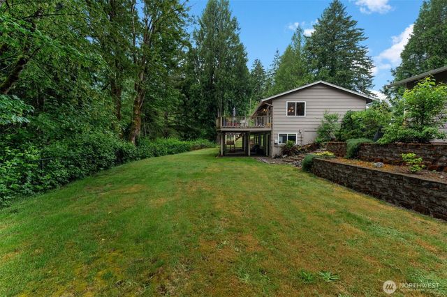 9721 72nd Avenue NW, Gig Harbor, WA 98332