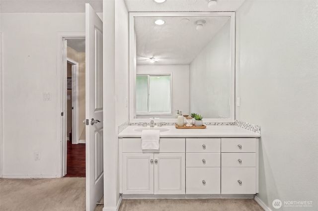 9721 72nd Avenue NW, Gig Harbor, WA 98332
