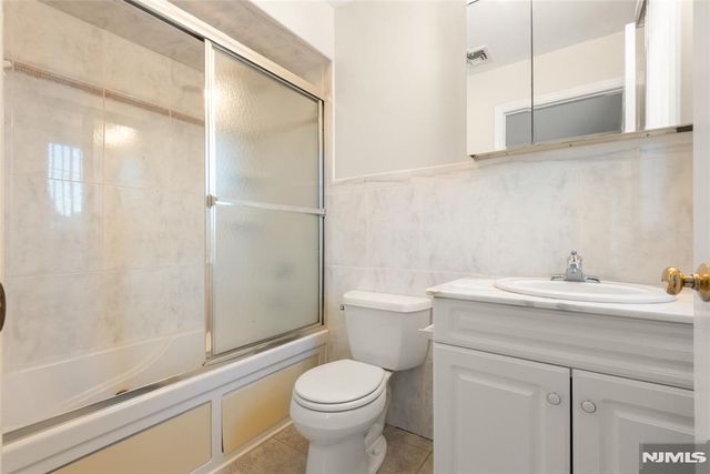 253 Warren Avenue, Fort Lee, NJ 07024