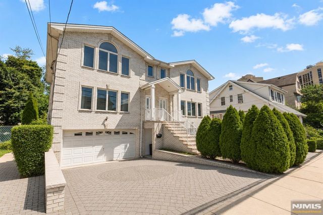 253 Warren Avenue, Fort Lee, NJ 07024