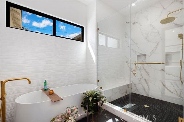 20171 Bayview Avenue, Newport Beach, CA 92660