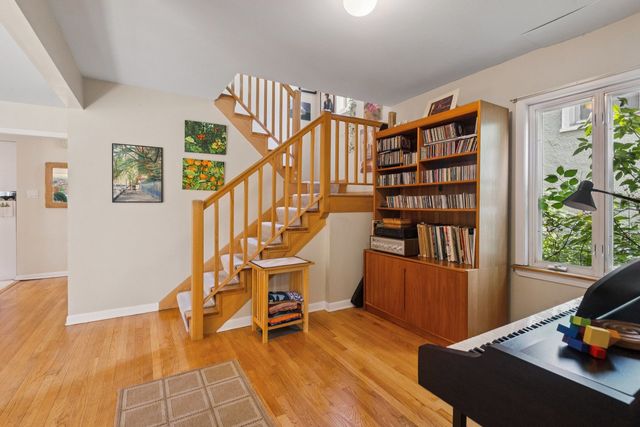 2149 Hartrey Avenue, Evanston, IL 60201